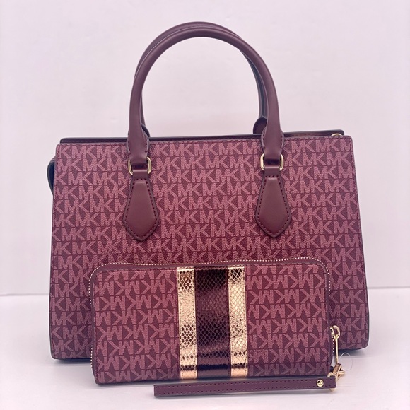 Michael Kors Sheila Medium Metallic Satchel
Crossbody and Continental Wallet Set - Picture 3 of 13